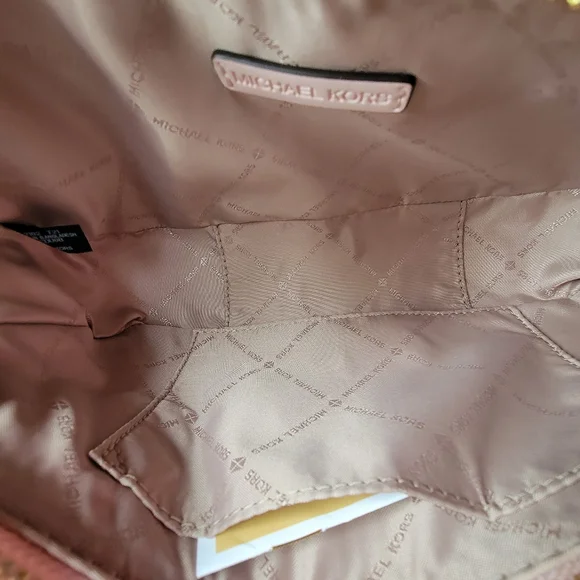 ⚠️LAST 1⚠️ Michael Kors Camden XS Crossbody - Picture 3 of 5